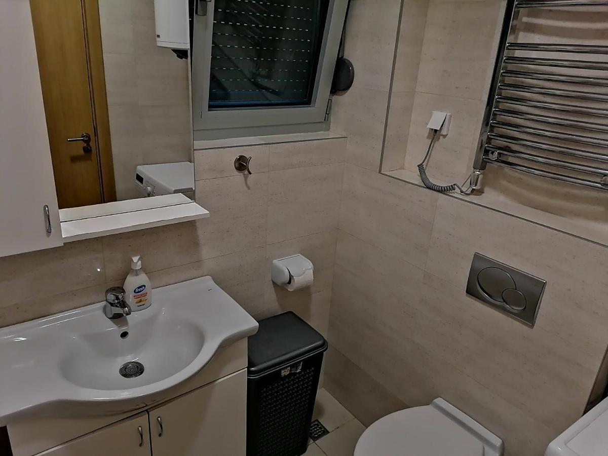 Apartman Sara Pržno Exteriér fotografie